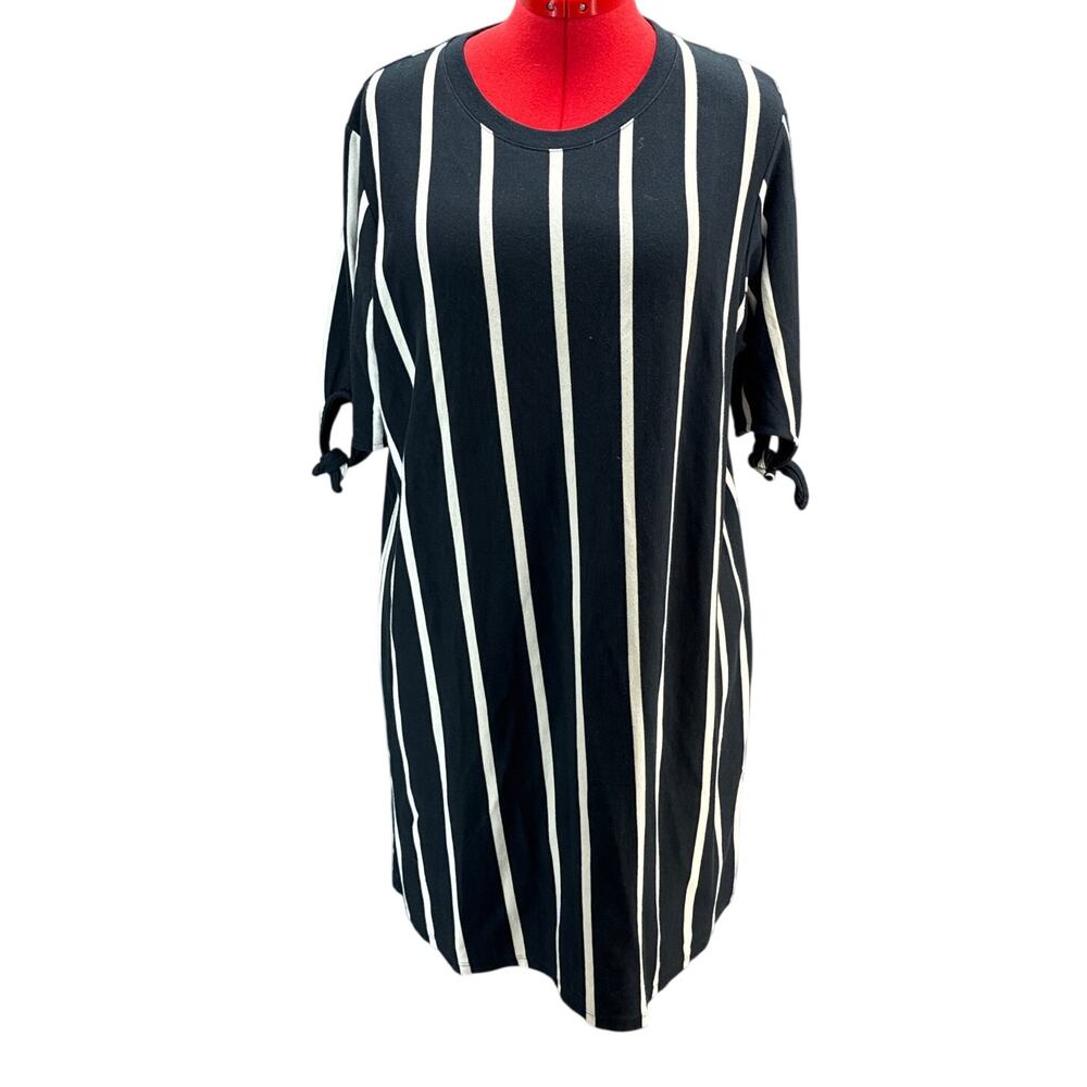 Who What Wear Black Cream Stripe Crew Neck Tied Sleeve Shift Dress Women L